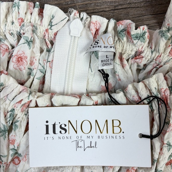 🌸 it’sNOMB Floral Smocked Maxi Dress | Romantic Cottagecore Style 🌸 NWT - Picture 8 of 12